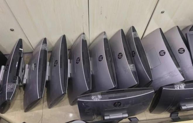 20寸显示屏+6代酷睿芯二手400块PG麻将胡了试玩大量一体机流入闲鱼(图5) 20寸显示屏+6代酷睿芯二手400块PG麻将胡了试玩大量一体机流入闲鱼(图5)